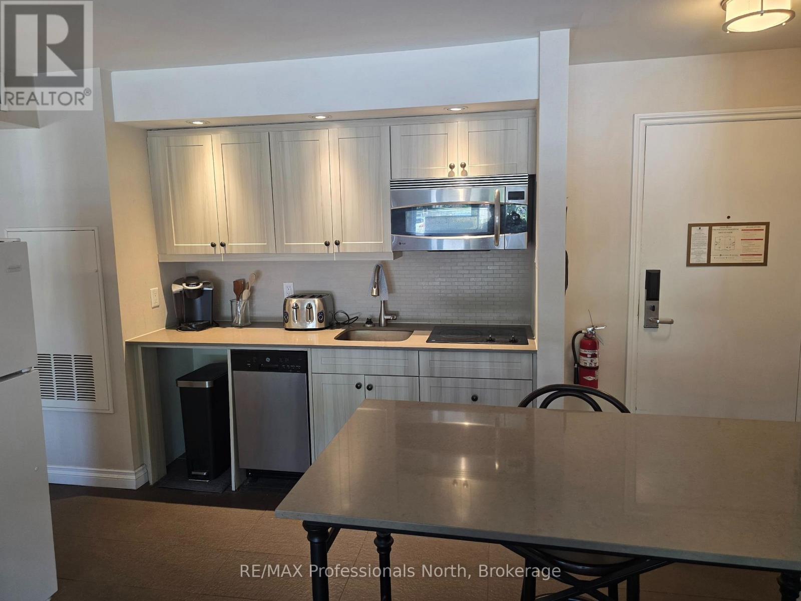 53-108 - 1235 Deerhurst Drive, Huntsville (Chaffey), Ontario  P1H 2E8 - Photo 3 - X13655820