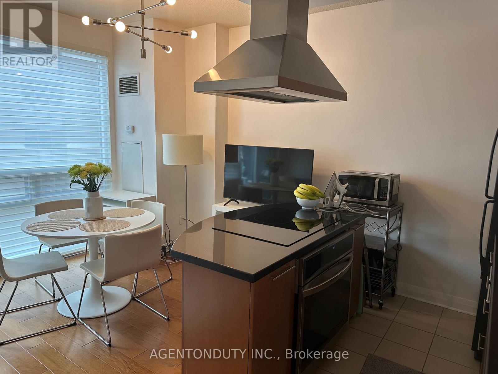 1109 - 1121 Bay Street, Toronto, Ontario  M5S 3L9 - Photo 8 - C13655796
