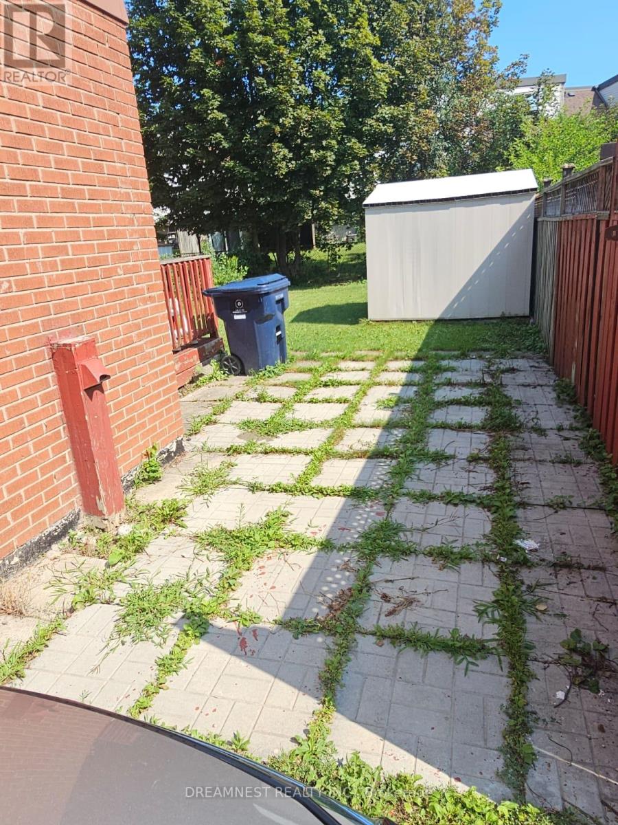 59 Coxworth Crescent, Toronto, Ontario  M1B 1E2 - Photo 11 - E13655806