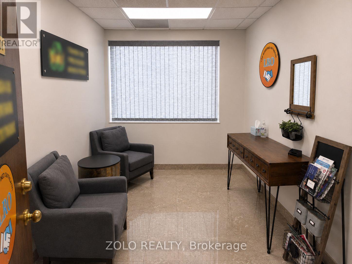 301_room #2 - 390 Davis Drive, Newmarket, Ontario  L3Y 7T8 - Photo 7 - N13655798
