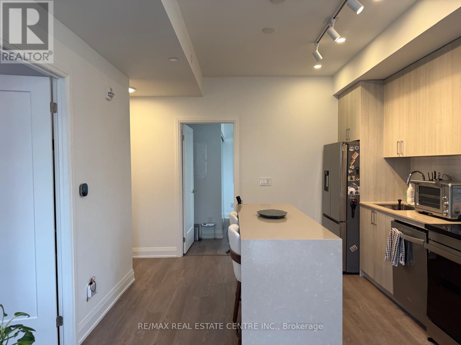 418 - 3250 Carding Mill Trail, Oakville, Ontario  L6M 1L3 - Photo 5 - W13655816