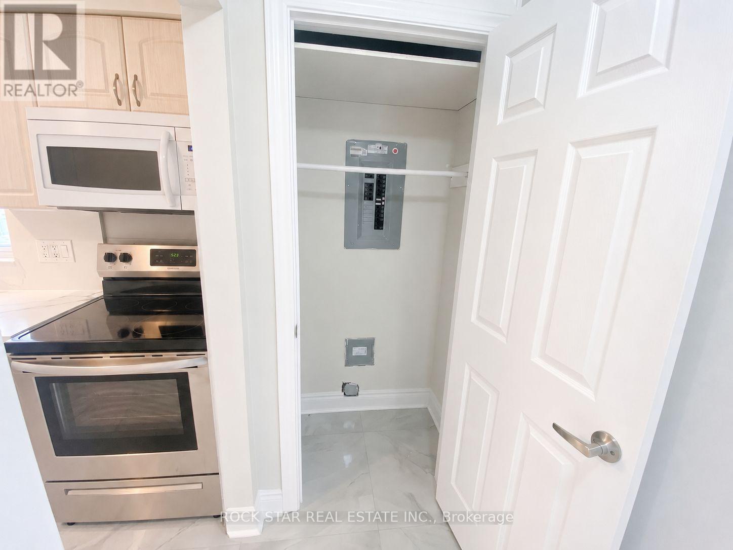 Main - 227 Fernwood Crescent, Hamilton, Ontario  L8T 3L7 - Photo 16 - X13655808