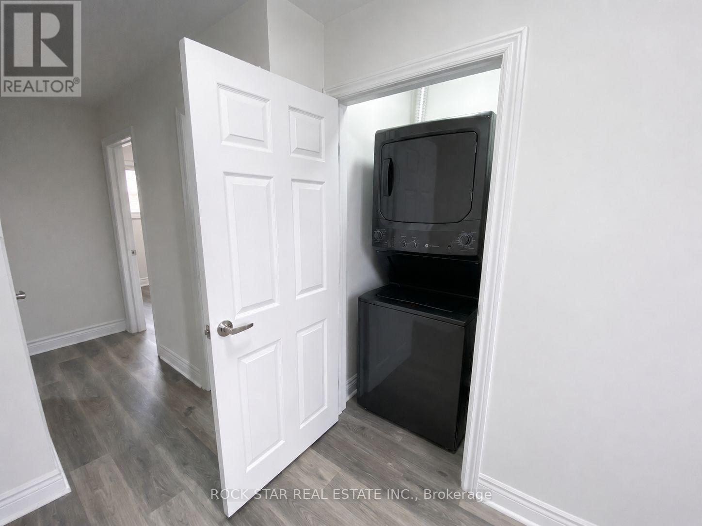 Main - 227 Fernwood Crescent, Hamilton, Ontario  L8T 3L7 - Photo 17 - X13655808