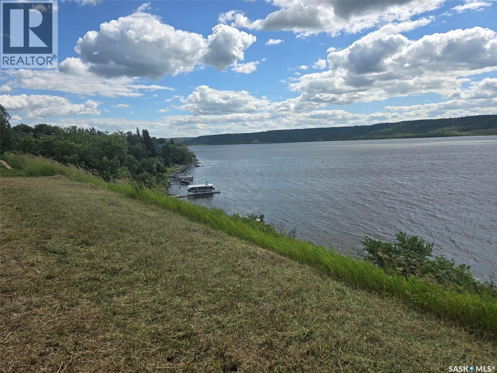 410-412 Abel Drive, Crooked Lake, Saskatchewan  S0G 2B0 - Photo 4 - SK045056