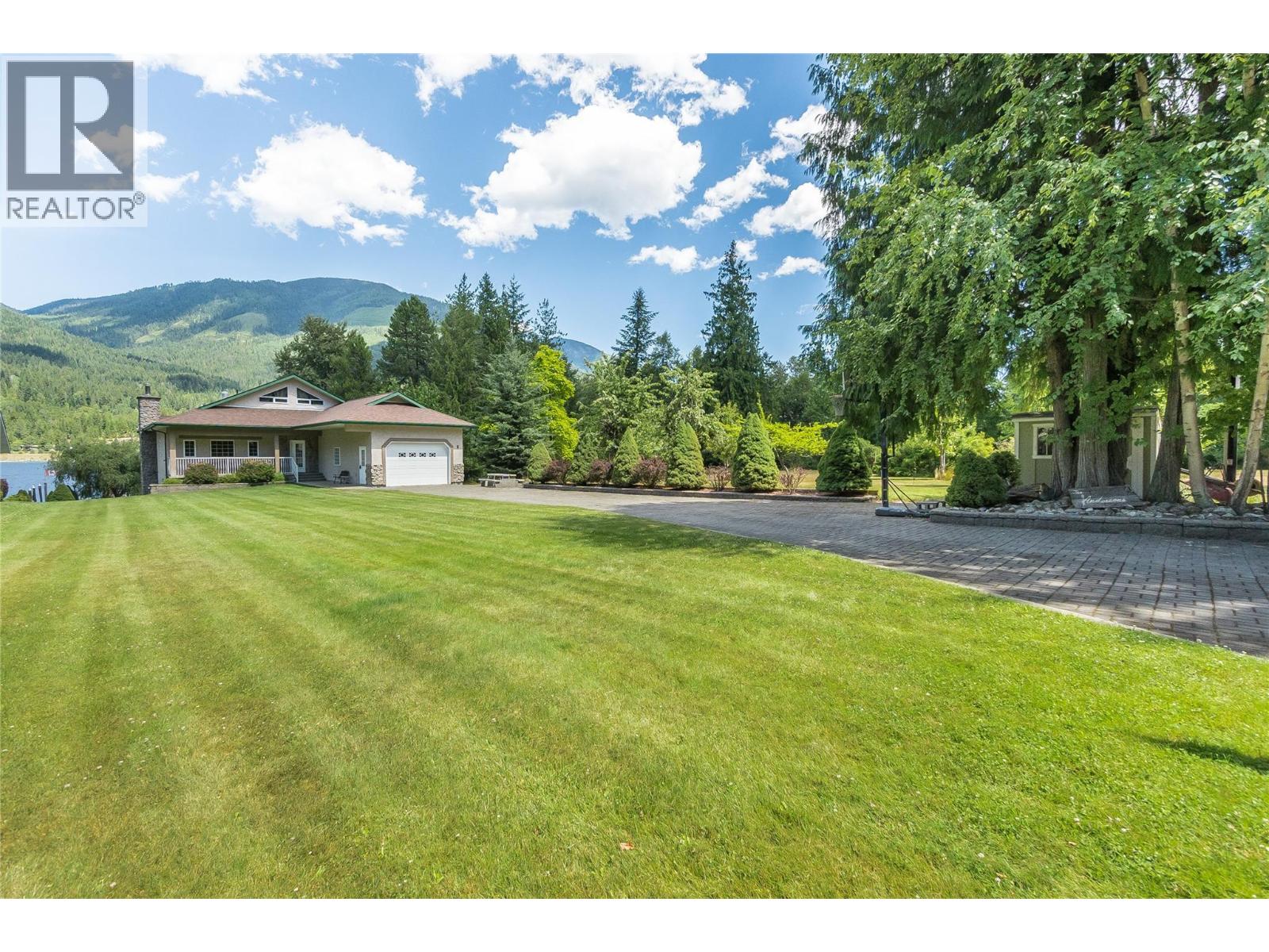 664 Ainslie Road, Harrop, British Columbia  V1L 6P6 - Photo 14 - 10384831