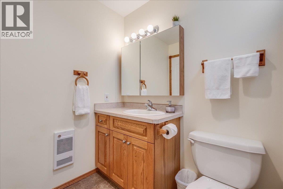 664 Ainslie Road, Harrop, British Columbia  V1L 6P6 - Photo 57 - 10384831