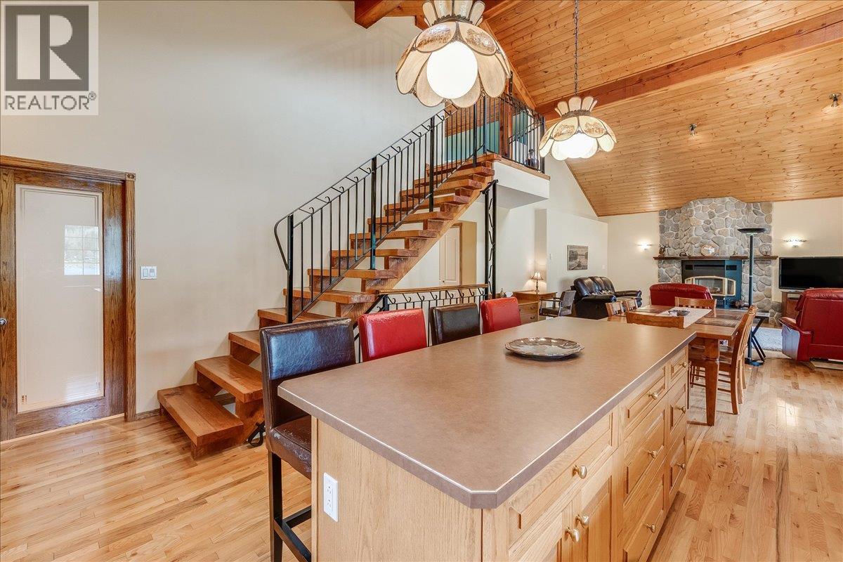 664 Ainslie Road, Harrop, British Columbia  V1L 6P6 - Photo 45 - 10384831