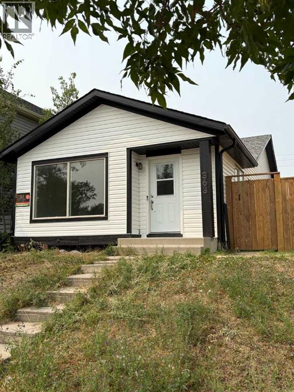 363 Falton Drive NE, calgary, Alberta