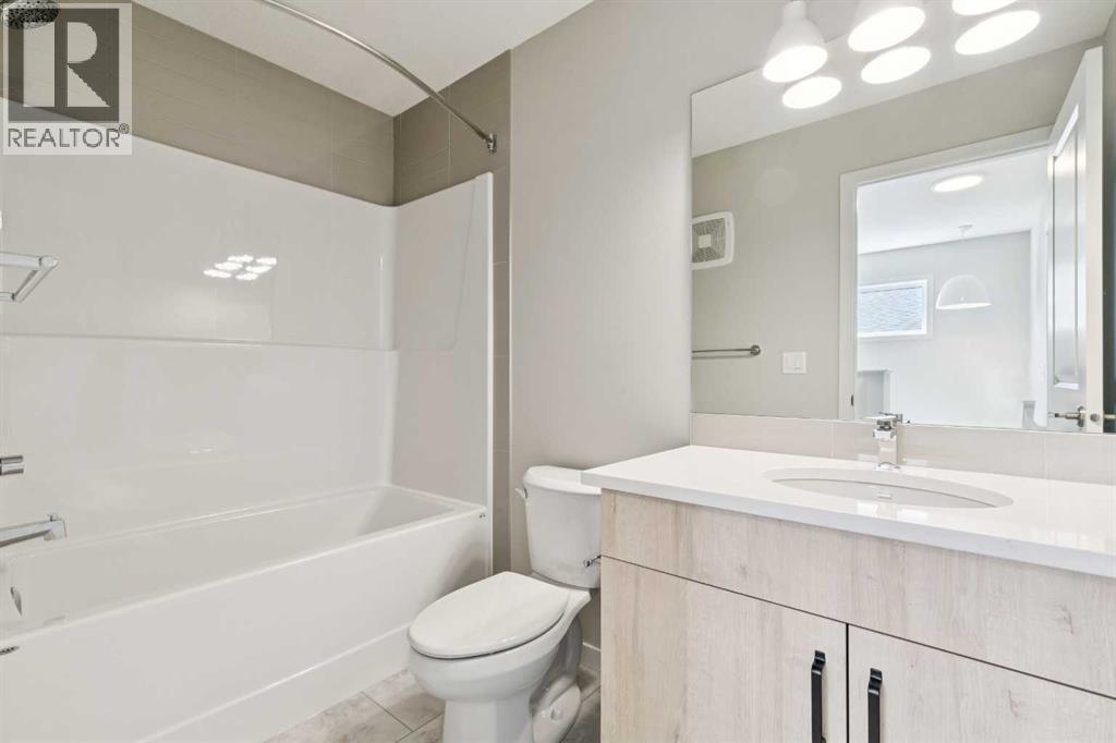 29 Hotchkiss Road SE, Calgary, Alberta  T3S 0T8 - Photo 21 - A2335686