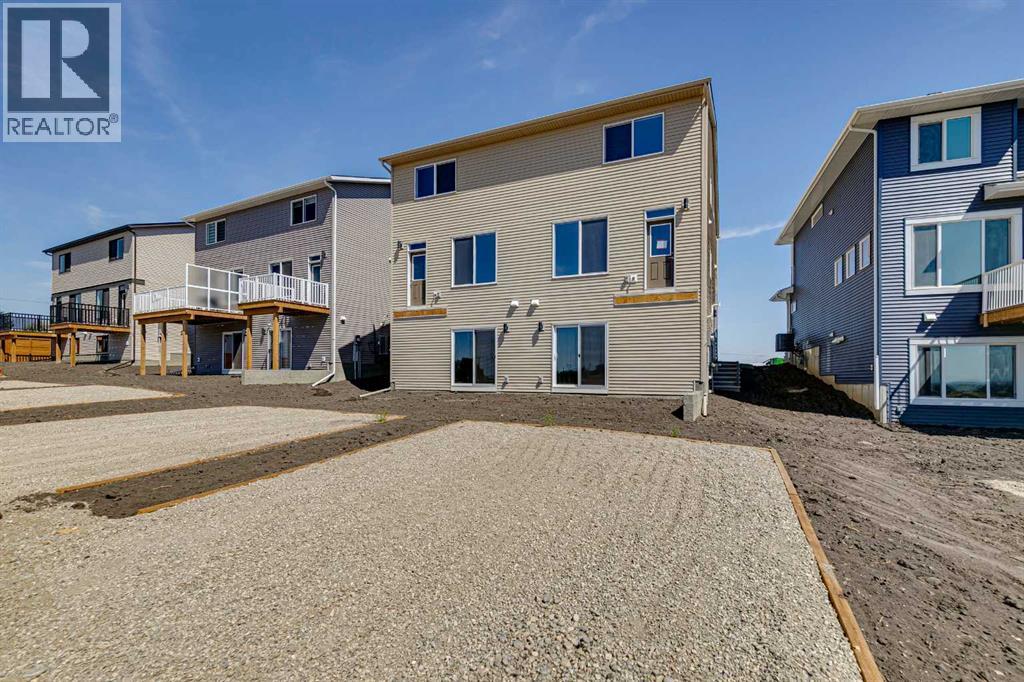 29 Hotchkiss Road SE, Calgary, Alberta  T3S 0T8 - Photo 32 - A2335686