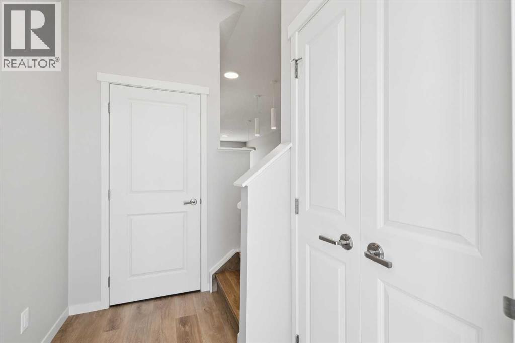 29 Hotchkiss Road SE, Calgary, Alberta  T3S 0T8 - Photo 2 - A2335686