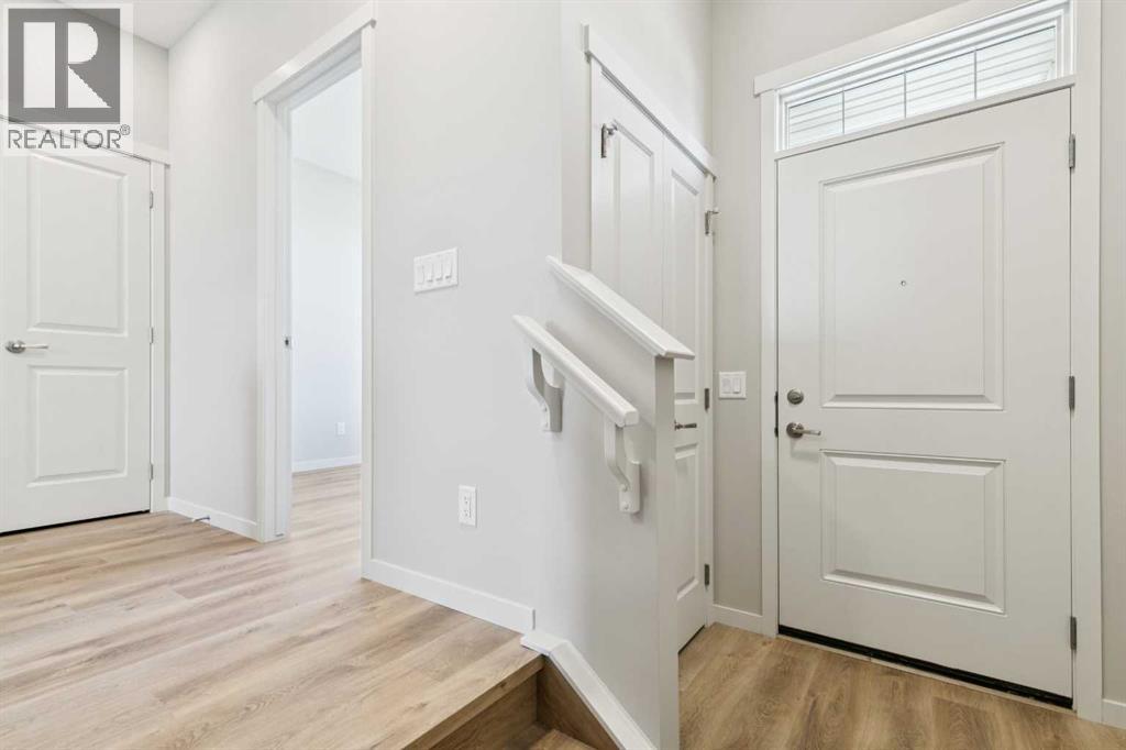 29 Hotchkiss Road SE, Calgary, Alberta  T3S 0T8 - Photo 3 - A2335686