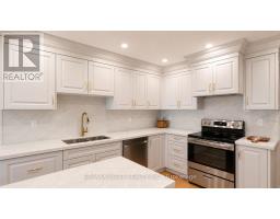 65 FOCH AVENUE, Toronto, Ontario