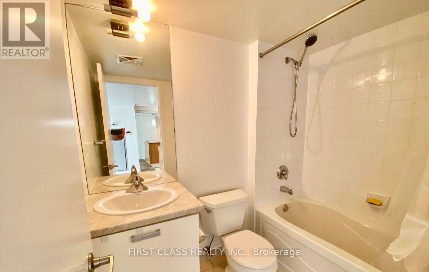 1301 - 37 Grosvenor Street, Toronto, Ontario  M4Y 3G5 - Photo 7 - C13655828
