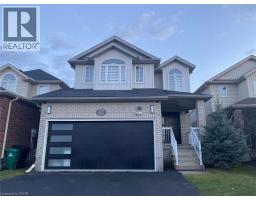 125 STEEPLERIDGE Street, Kitchener, Ontario