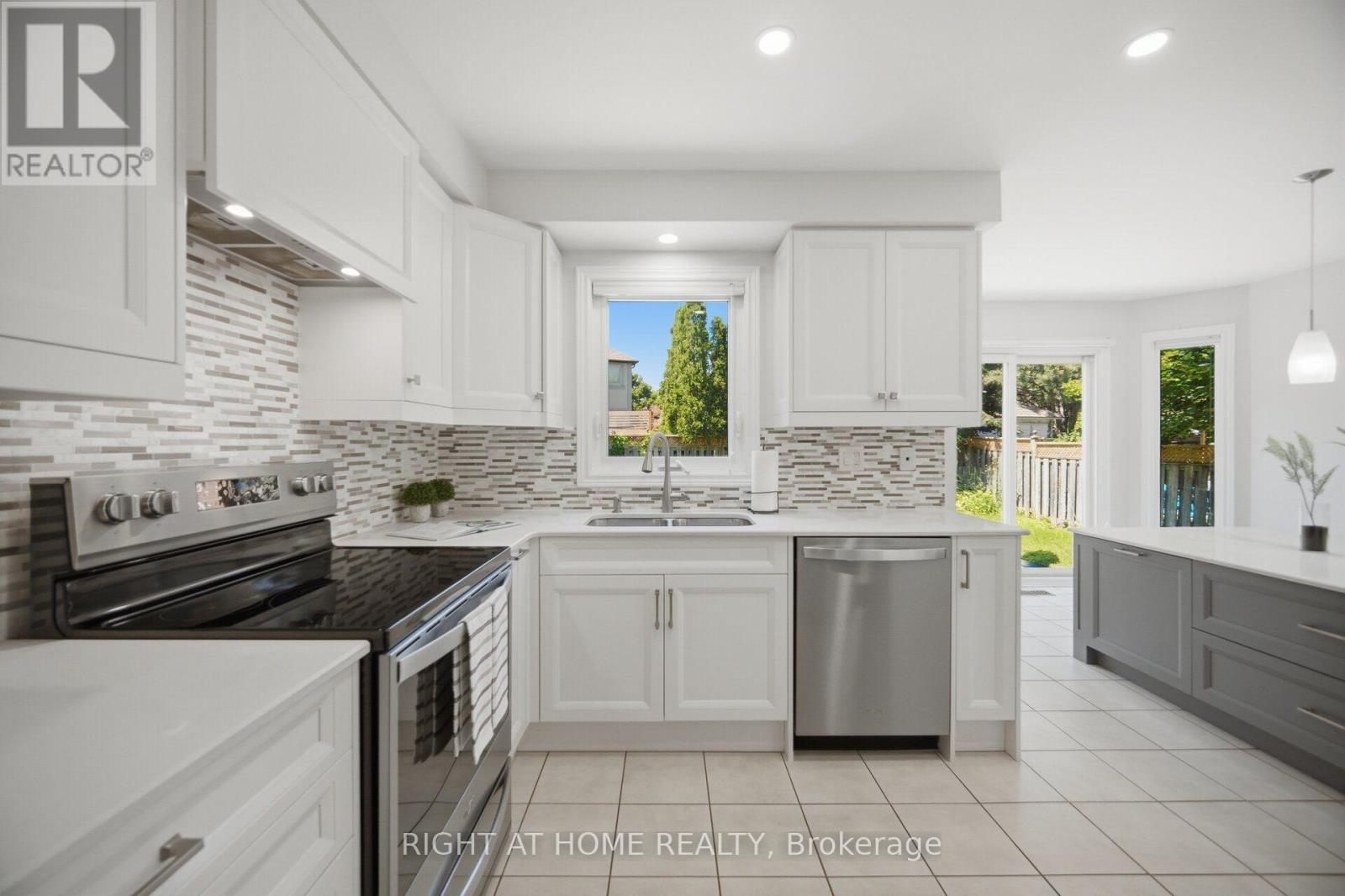 5296 Middlebury Drive, Mississauga, Ontario L5M 5E5 - Photo 17 - W13655834