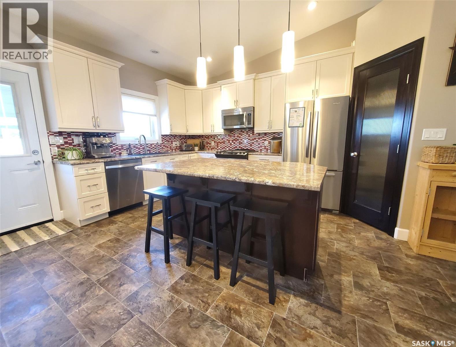 231 Westview Drive, Swift Current Rm No. 137, Saskatchewan  S9H 4G6 - Photo 12 - SK045038