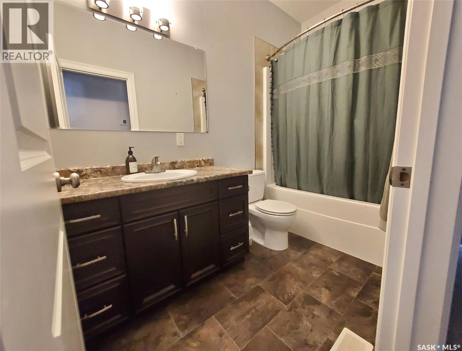 231 Westview Drive, Swift Current Rm No. 137, Saskatchewan  S9H 4G6 - Photo 14 - SK045038