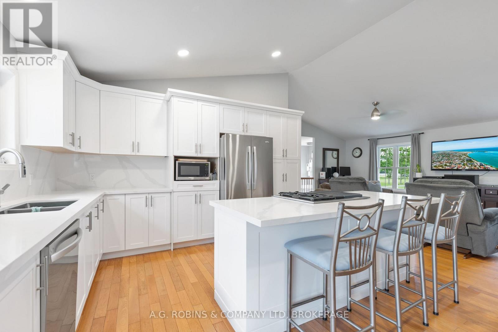 12312 Lakeshore Road, Wainfleet, Ontario  L0S 1V0 - Photo 11 - X13532236