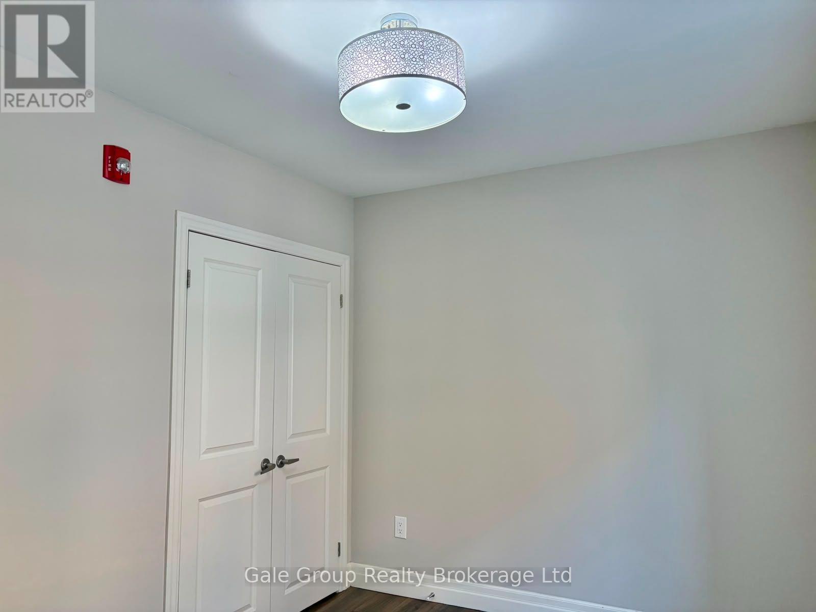 102 - 5 Paisley Boulevard E, Mississauga, Ontario  L6A 1P3 - Photo 6 - W13584902