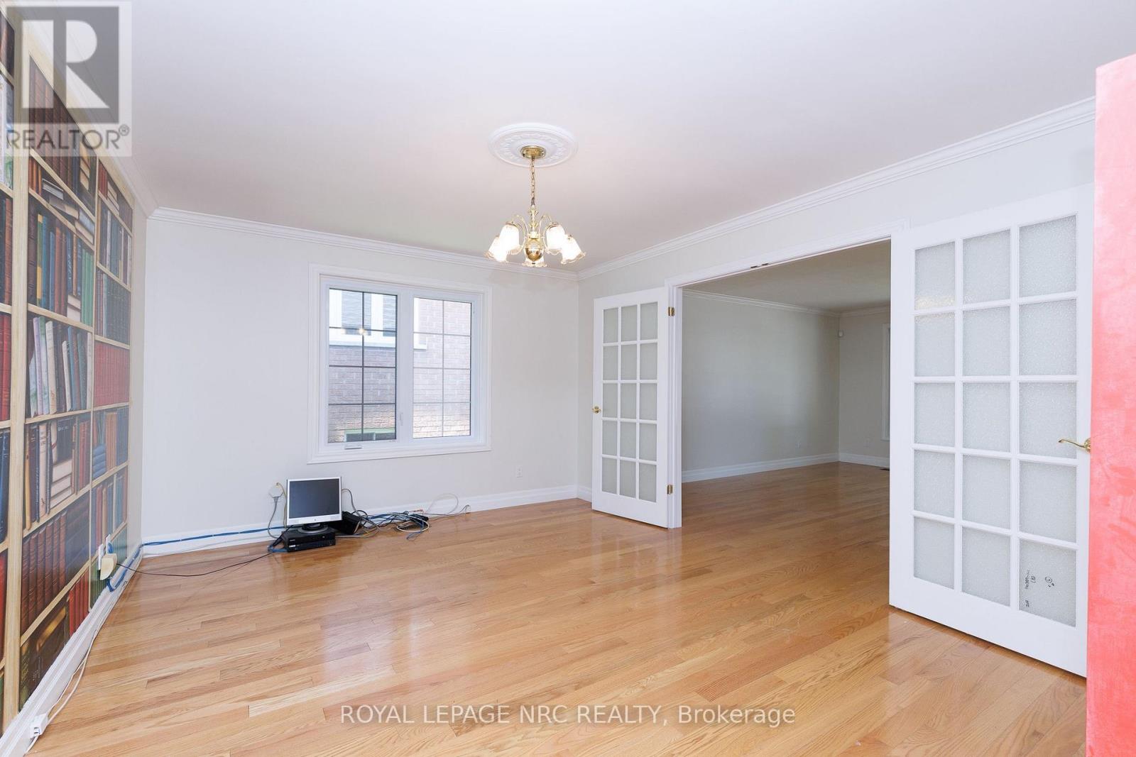 7030 Harovics Lane, Niagara Falls, Ontario  L2G 7S9 - Photo 15 - X13655838