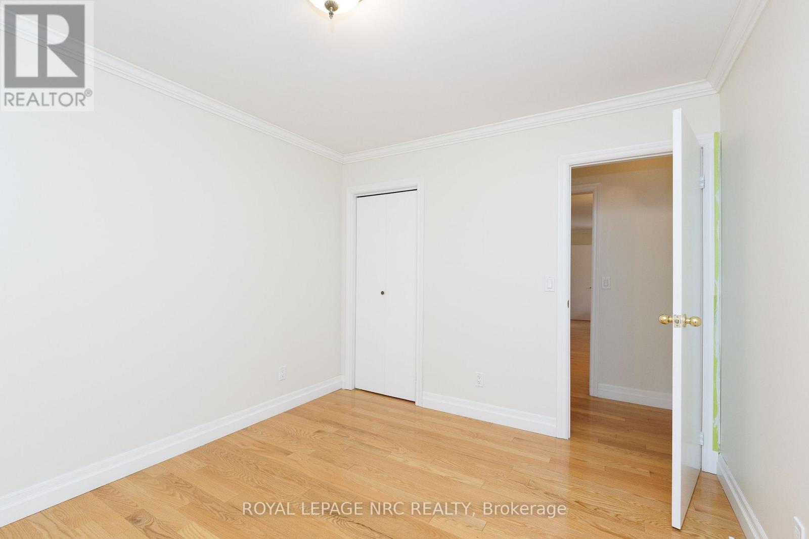 7030 Harovics Lane, Niagara Falls, Ontario  L2G 7S9 - Photo 28 - X13655838
