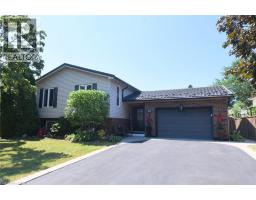 24 BUCHANAN Drive, Caledonia, Ontario