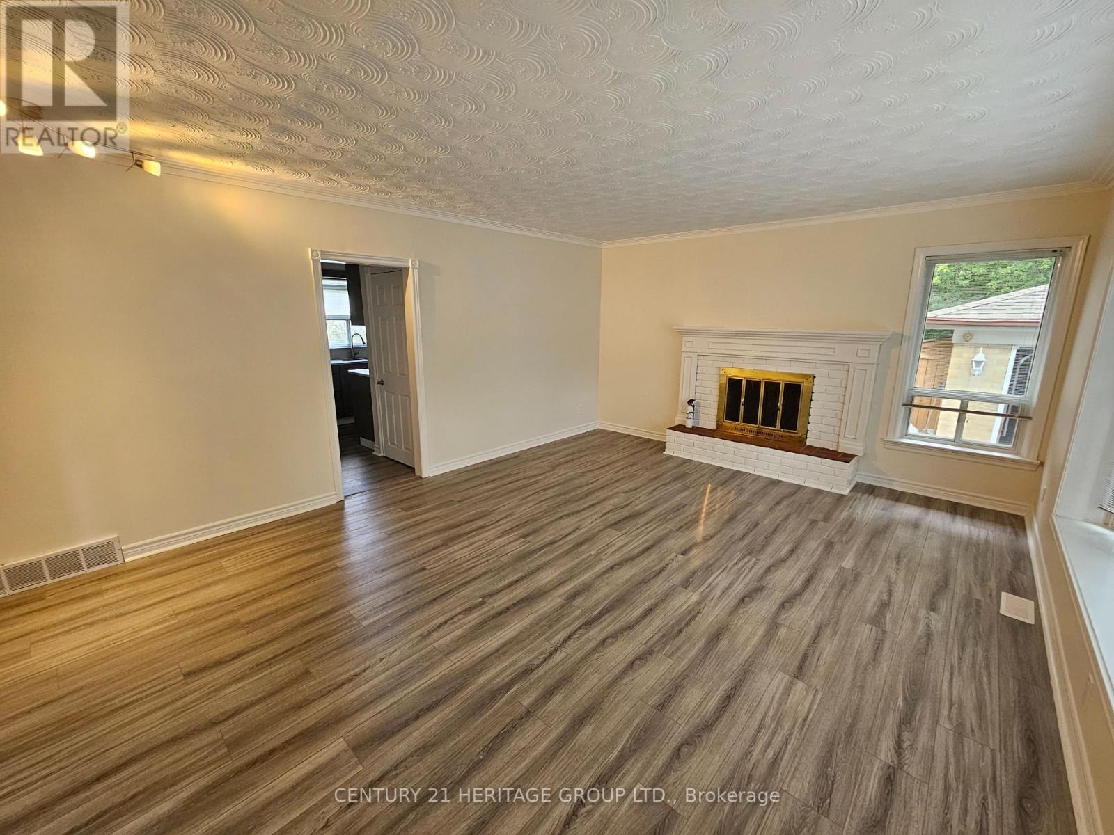 Main - 95 Lucas Street, Richmond Hill, Ontario  L4C 4P4 - Photo 7 - N13653158