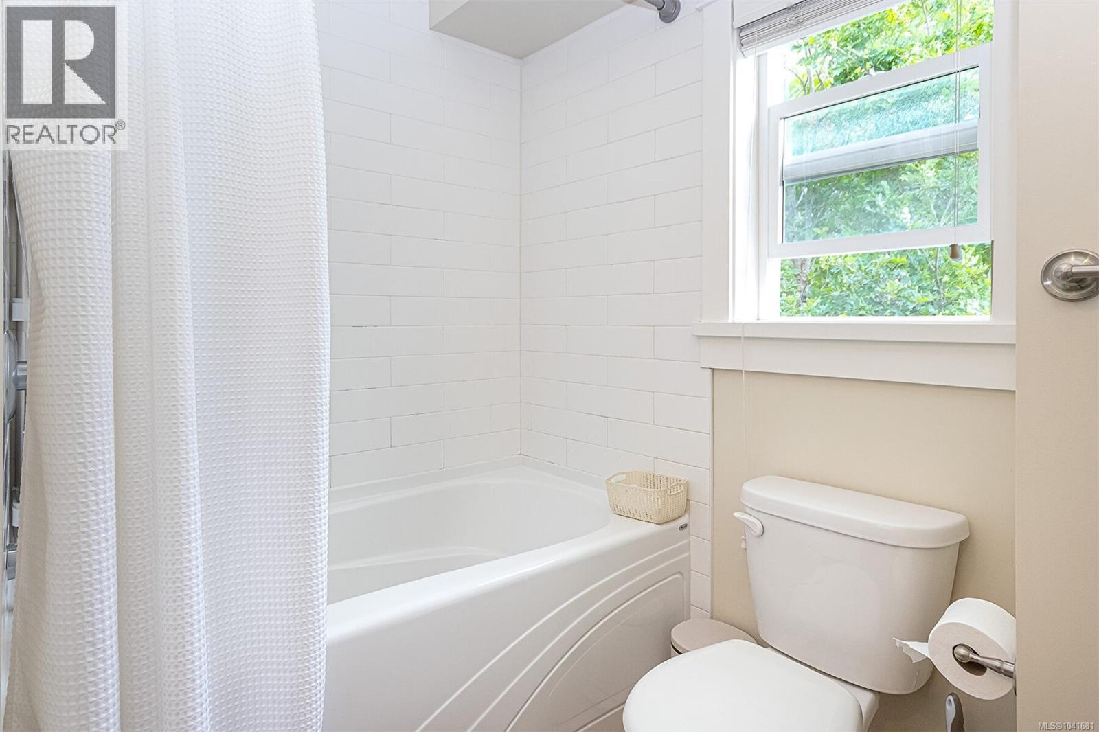 2348 Chilco Rd, View Royal, British Columbia  V9B 0N7 - Photo 17 - 1041681