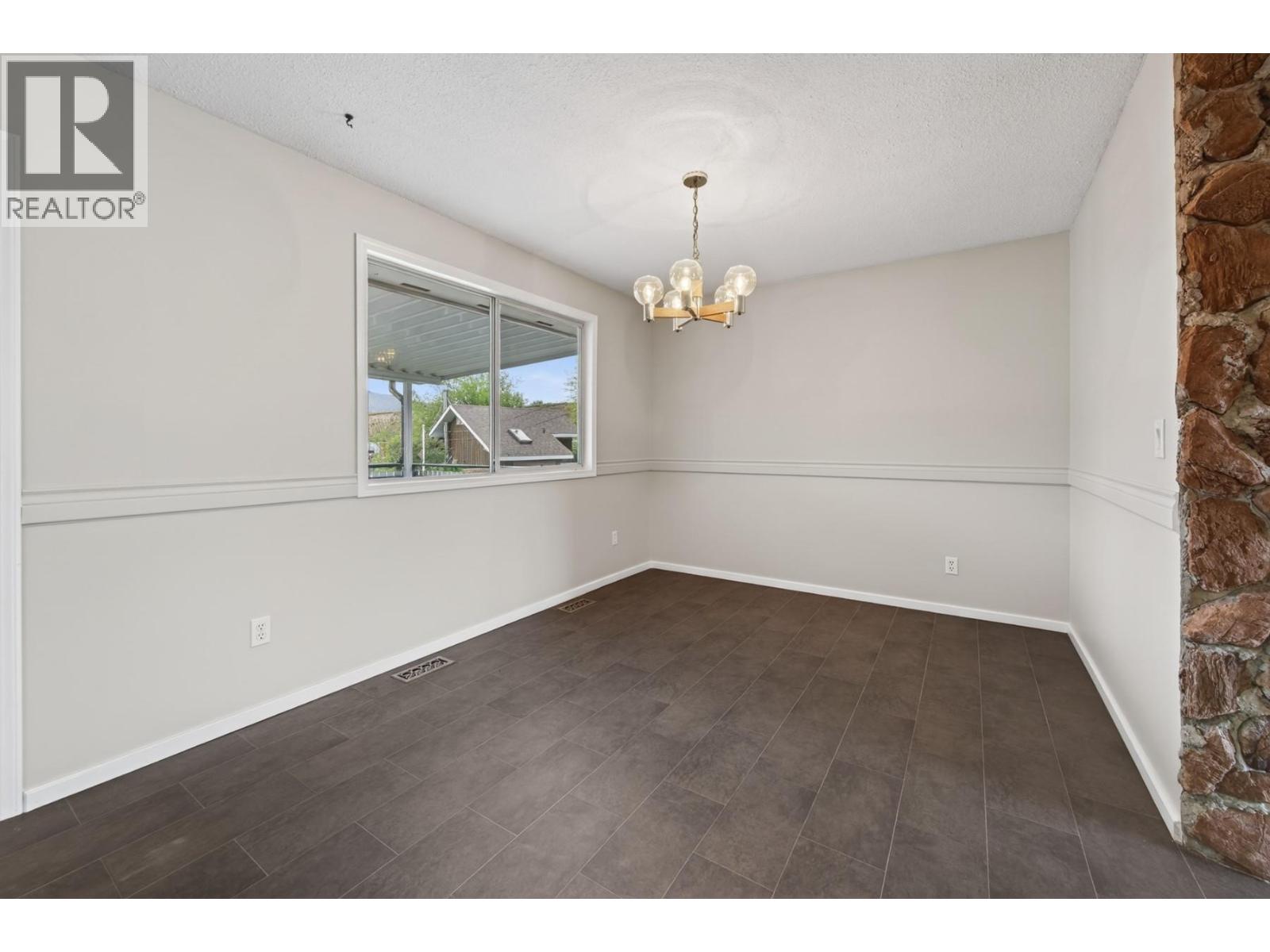 2268 Schindler Crescent, Merritt, British Columbia  V0K 1Y0 - Photo 12 - 10385537