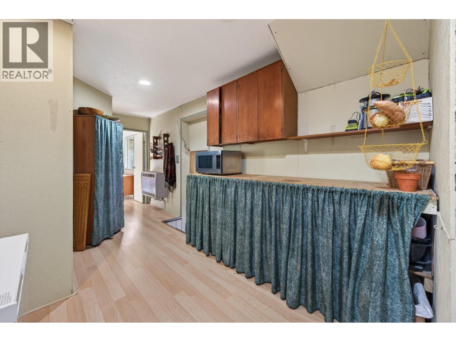 5000 Starshine Way, Merritt, British Columbia  V1K 1B8 - Photo 36 - 10386961