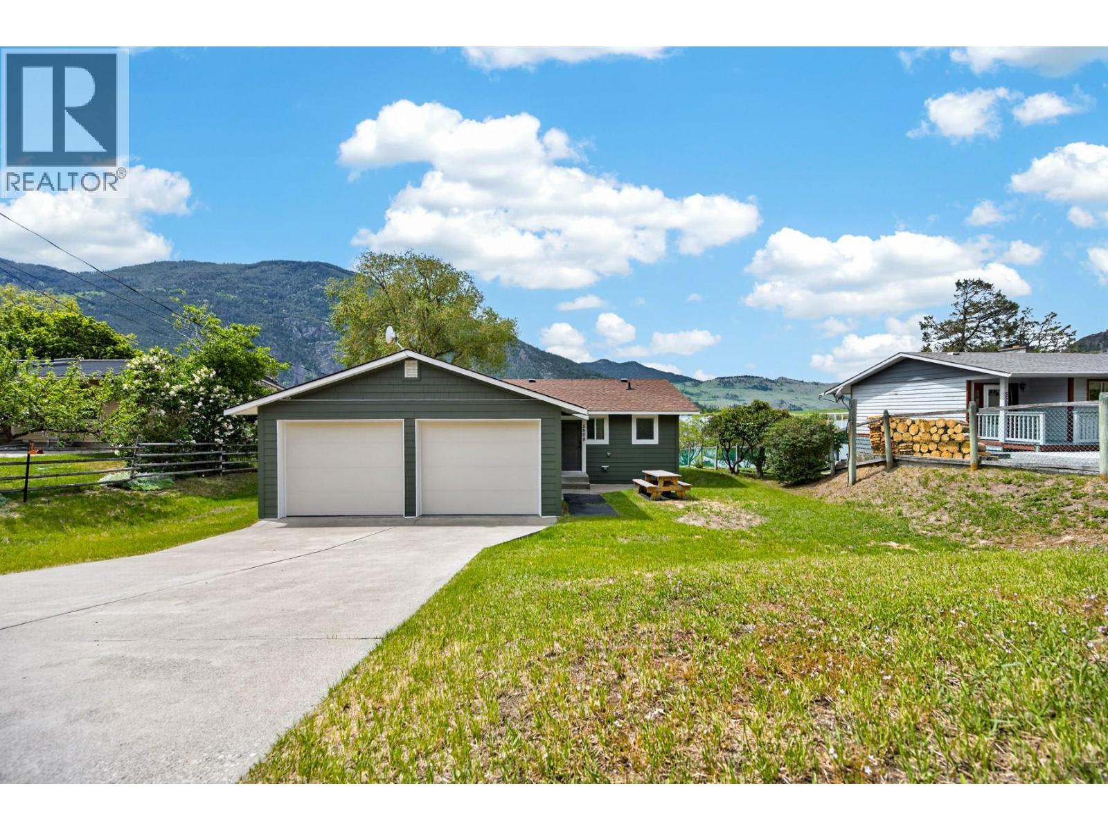 5508 Harmon Estates Road, Merritt, British Columbia  V1K 1B8 - Photo 3 - 10388680