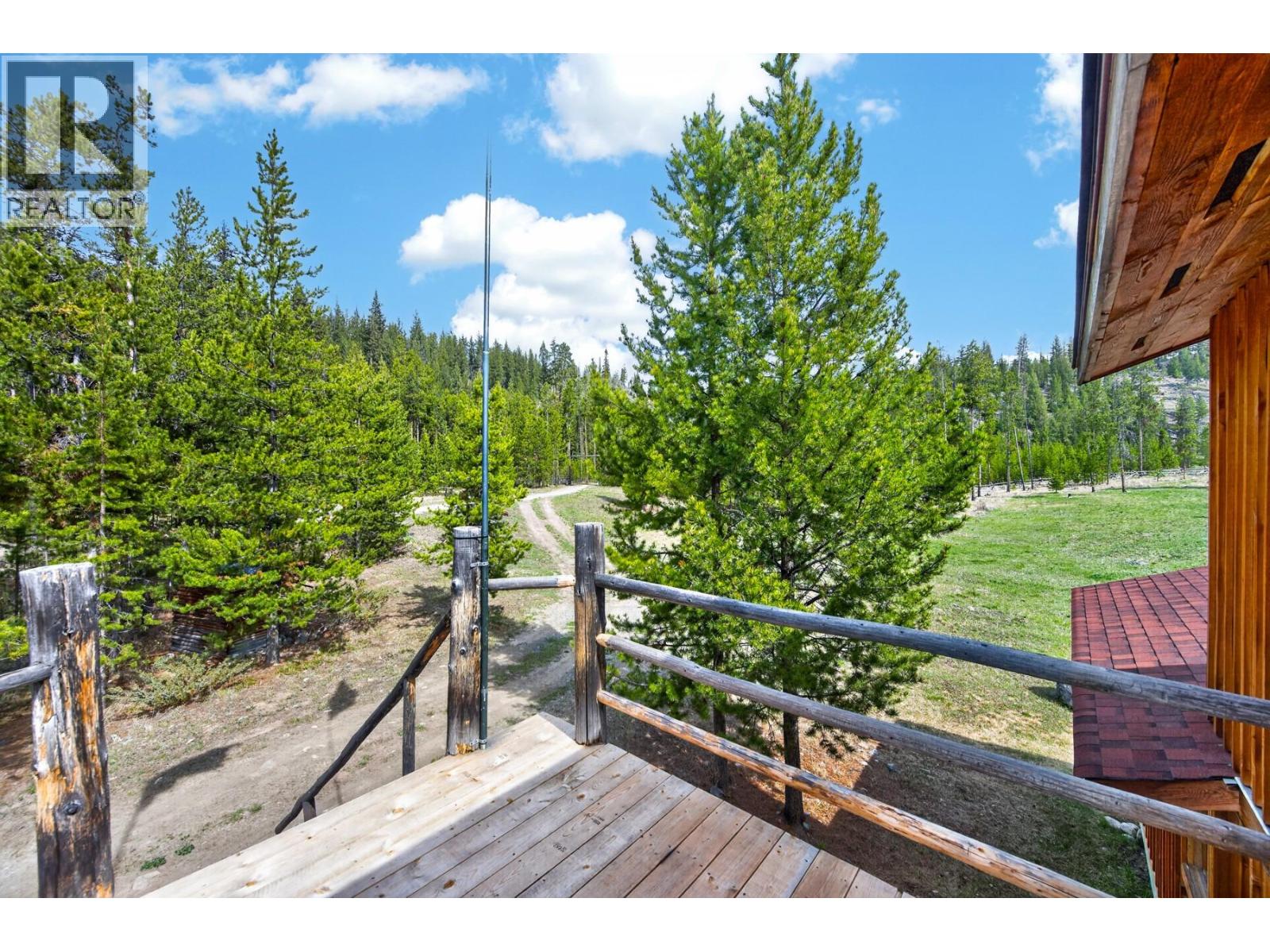 5000 Starshine Way, Merritt, British Columbia  V1K 1B8 - Photo 30 - 10386961