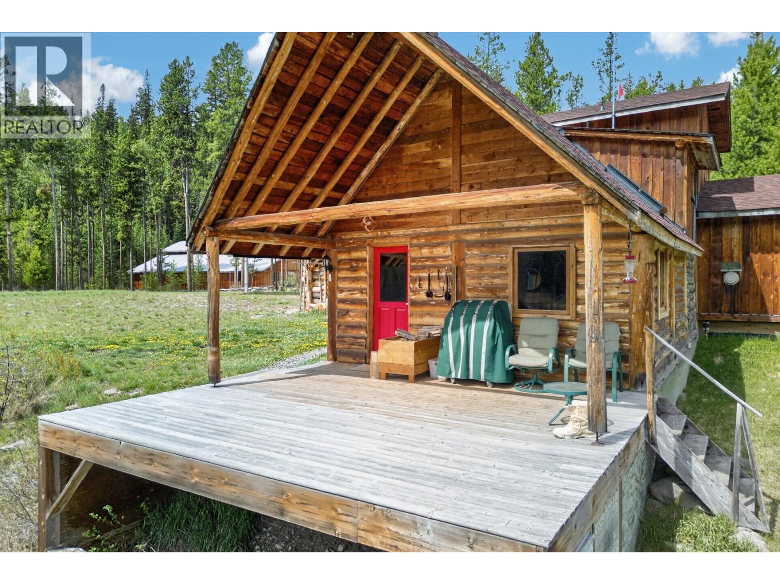 5000 Starshine Way, Merritt, British Columbia  V1K 1B8 - Photo 3 - 10386961