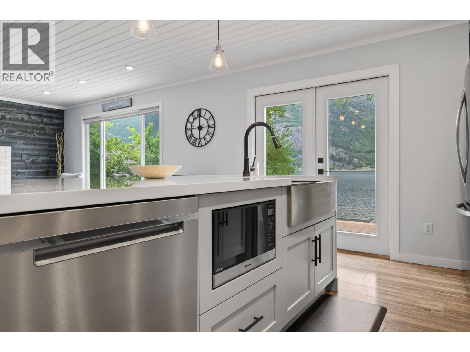 5508 Harmon Estates Road, Merritt, British Columbia  V1K 1B8 - Photo 11 - 10388680
