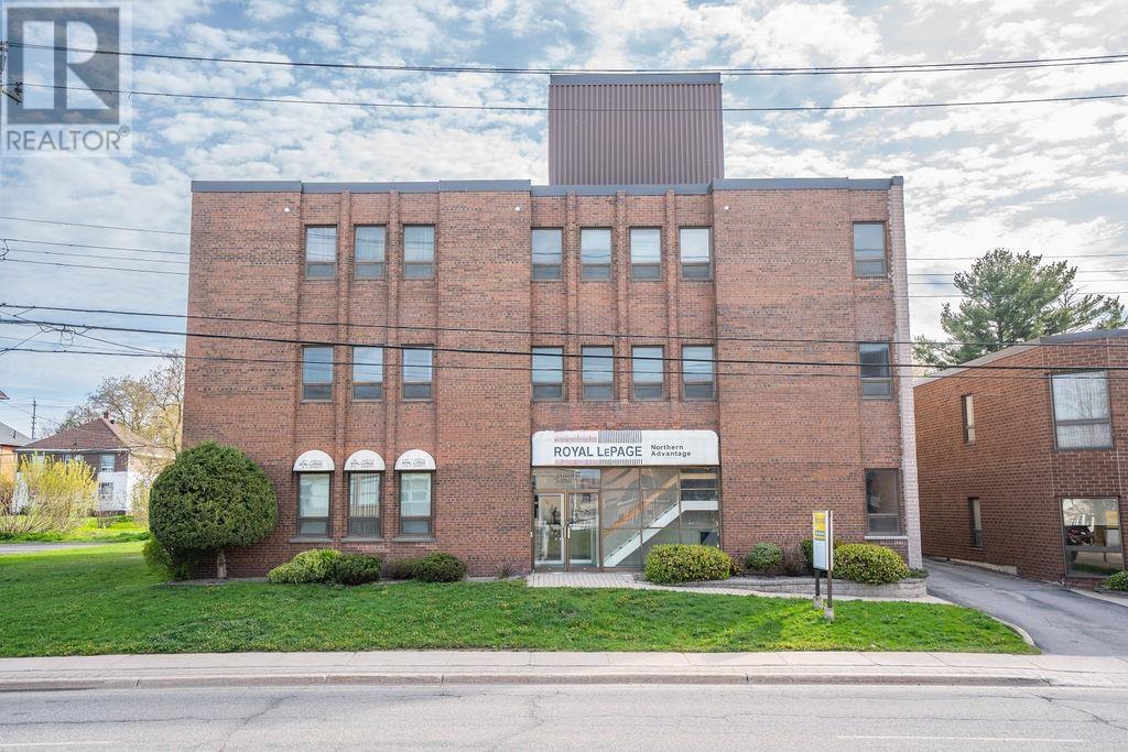 464 & 452 Albert St E, Sault Ste. Marie, Ontario  P6A 2J8 - Photo 3 - SM261134