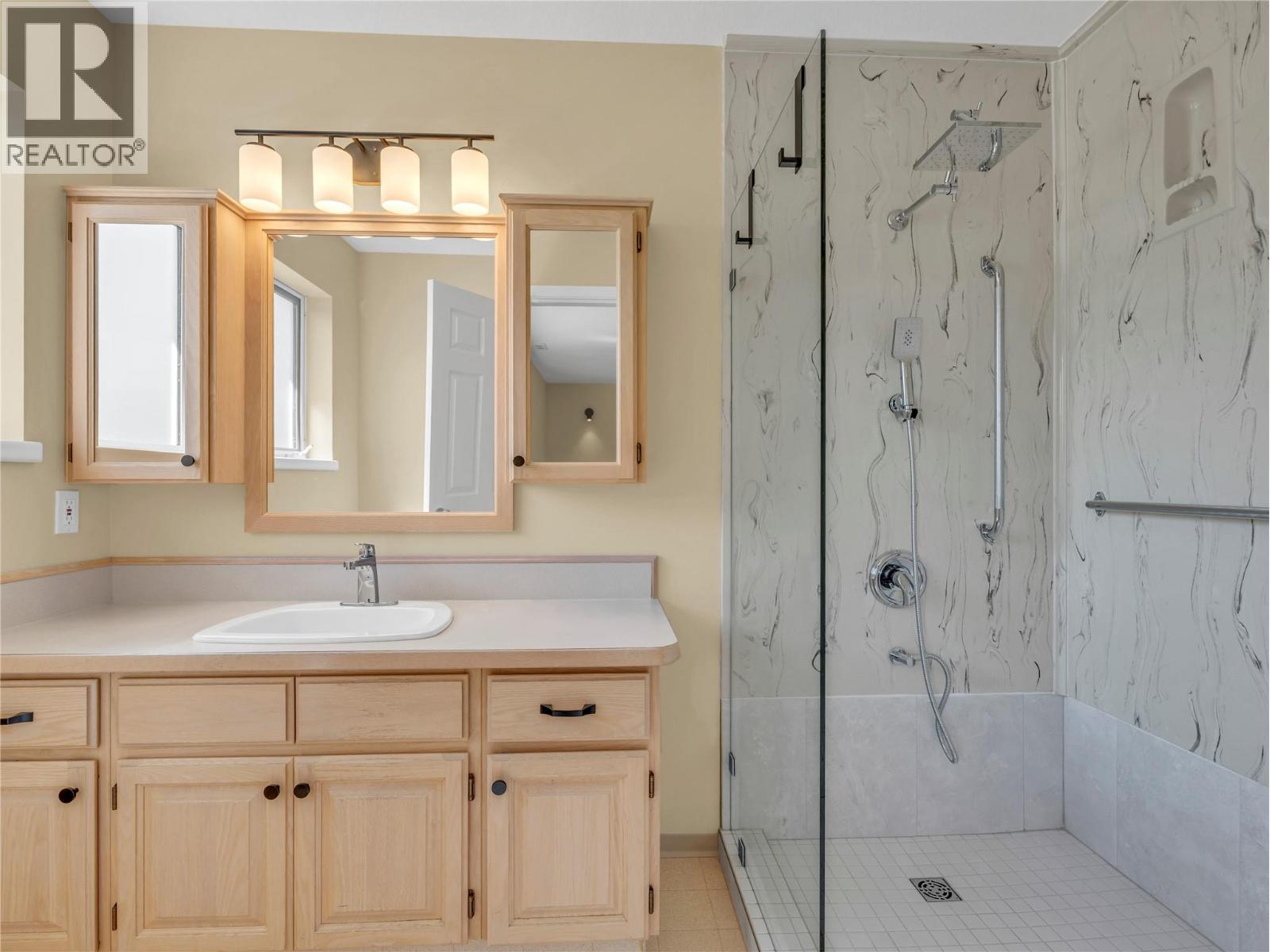 3595 Skaha Lake Road Unit# 312, Penticton, British Columbia  V2A 7K2 - Photo 17 - 10391801