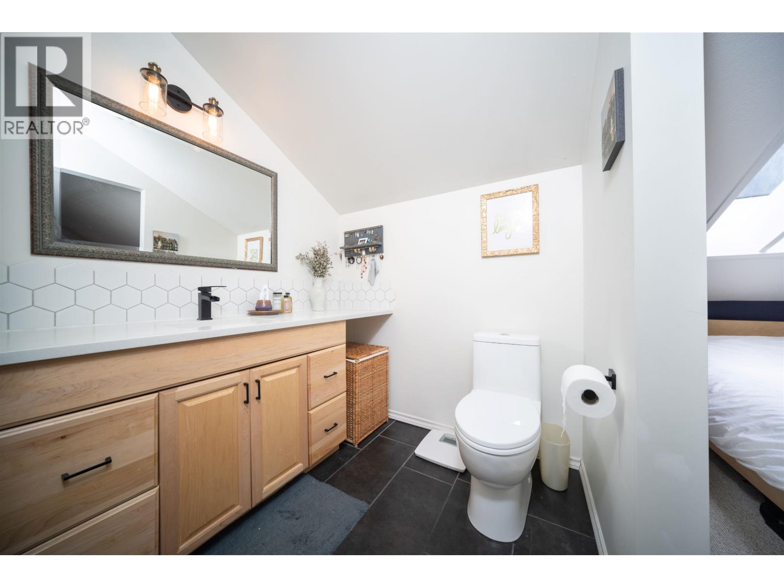 8133 Cedar Springs Road, Whistler, British Columbia  V8E 0G2 - Photo 13 - R3154025