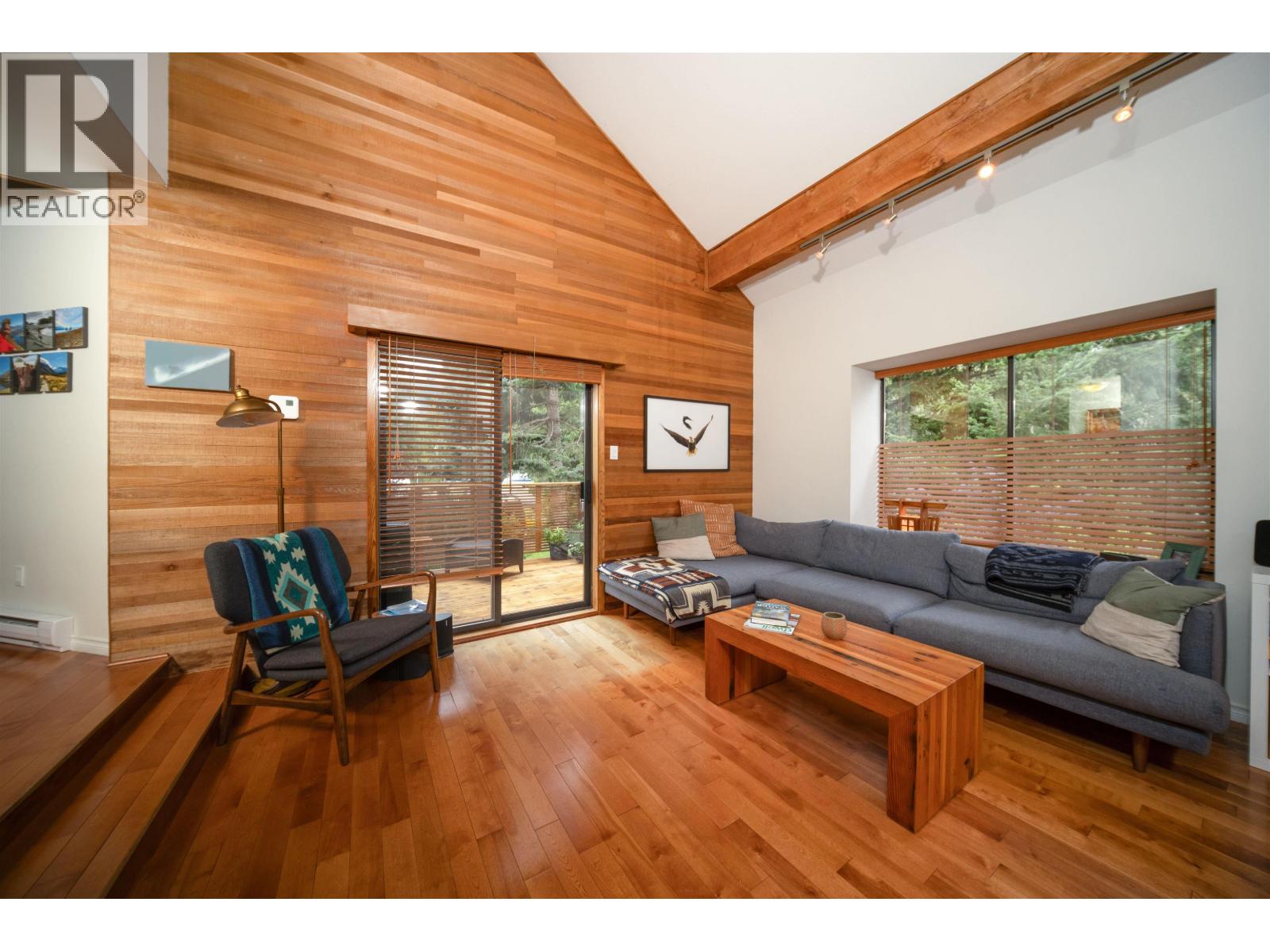 8133 Cedar Springs Road, Whistler, British Columbia  V8E 0G2 - Photo 2 - R3154025