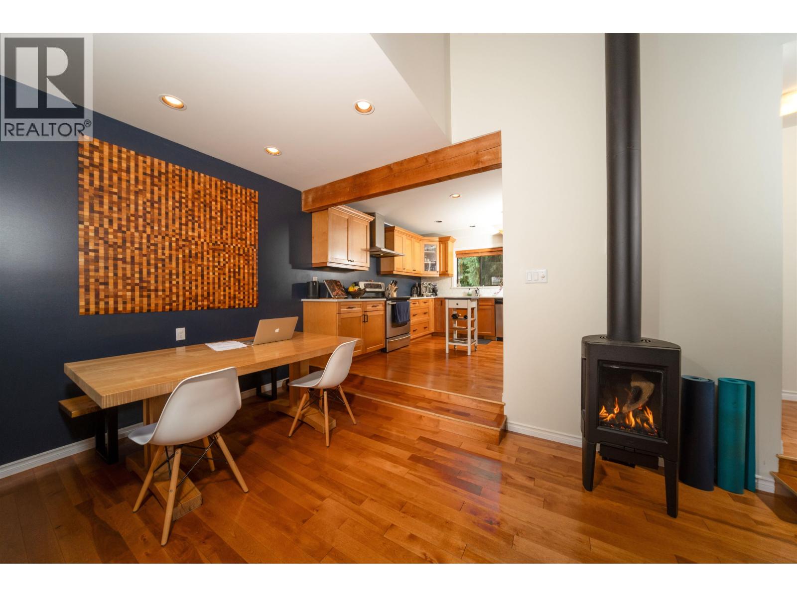 8133 Cedar Springs Road, Whistler, British Columbia  V8E 0G2 - Photo 7 - R3154025
