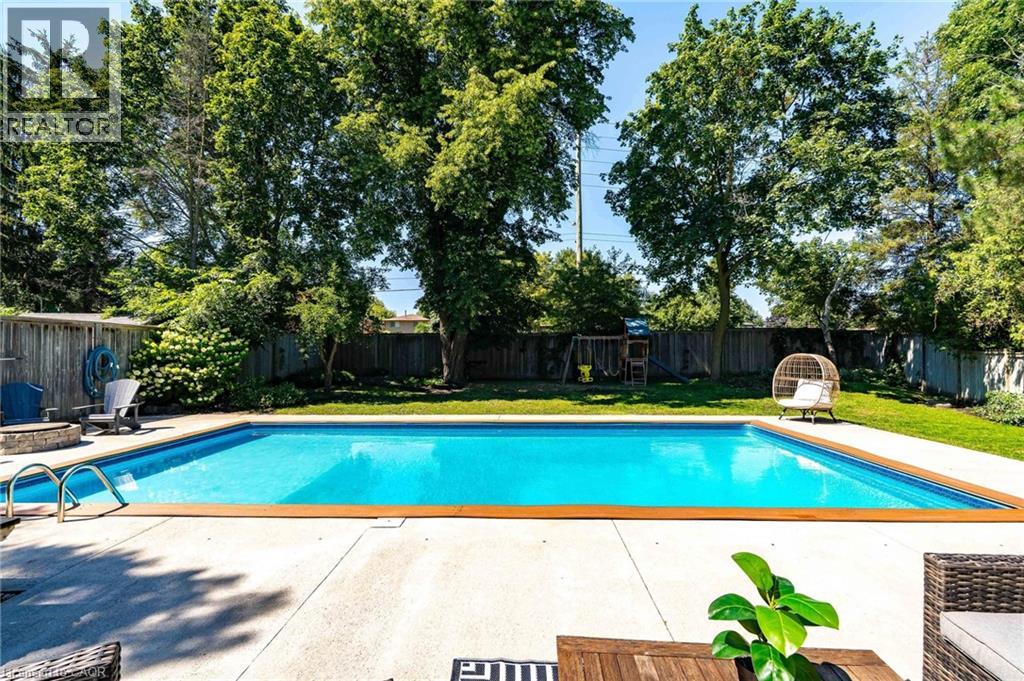 581 Glendene Crescent, Waterloo, Ontario  N2L 4P3 - Photo 39 - 40852826