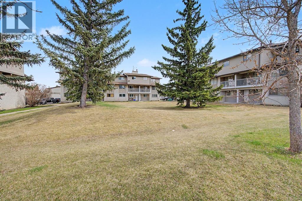 814, 200 Brookpark Drive Sw, Calgary, Alberta  T2W 3E5 - Photo 20 - A2326331