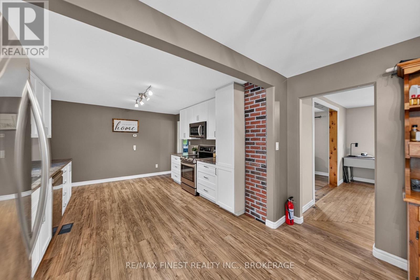 6213 Perth Road, Frontenac, Ontario  K0H 2L0 - Photo 13 - X13602622