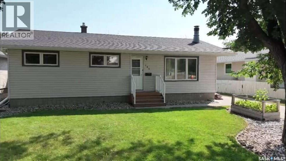 195 Wells Street, Regina, Saskatchewan  S4R 5Z6 - Photo 1 - SK045080