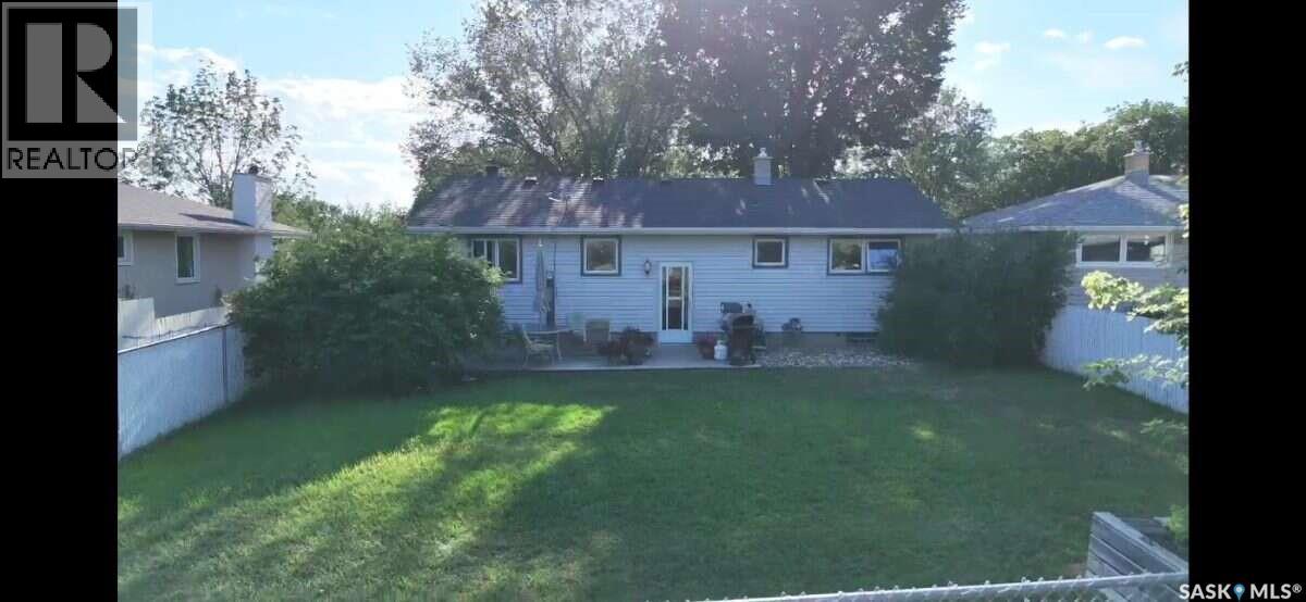 195 Wells Street, Regina, Saskatchewan  S4R 5Z6 - Photo 2 - SK045080