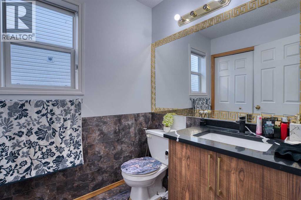 28 Coral Springs Close Ne, Calgary, Alberta  T3J 3S4 - Photo 10 - A2334951