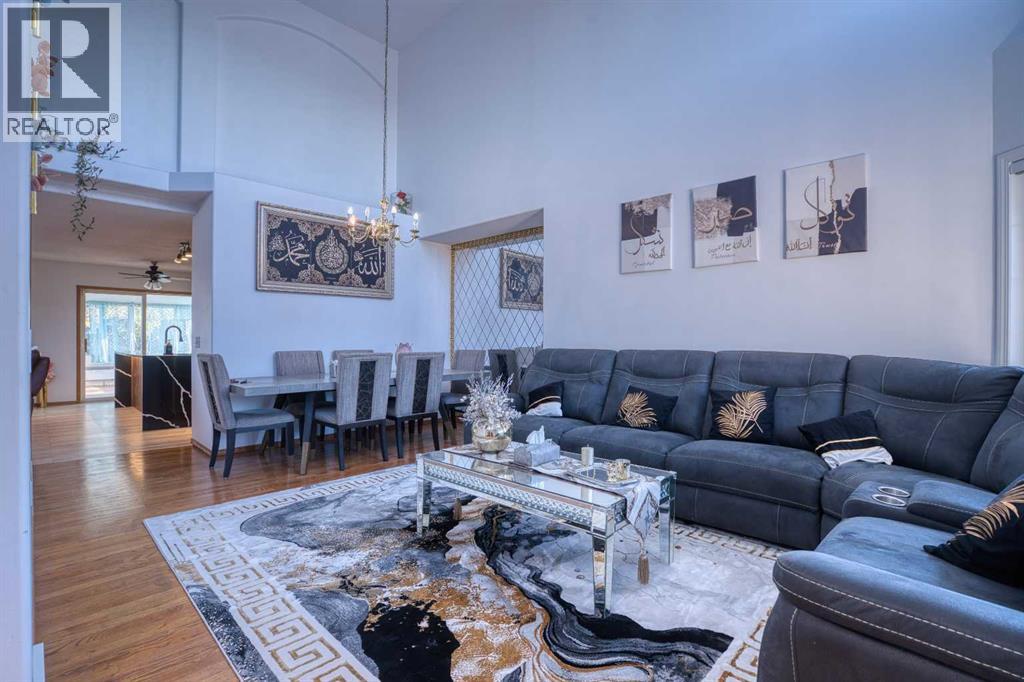 28 Coral Springs Close Ne, Calgary, Alberta  T3J 3S4 - Photo 3 - A2334951
