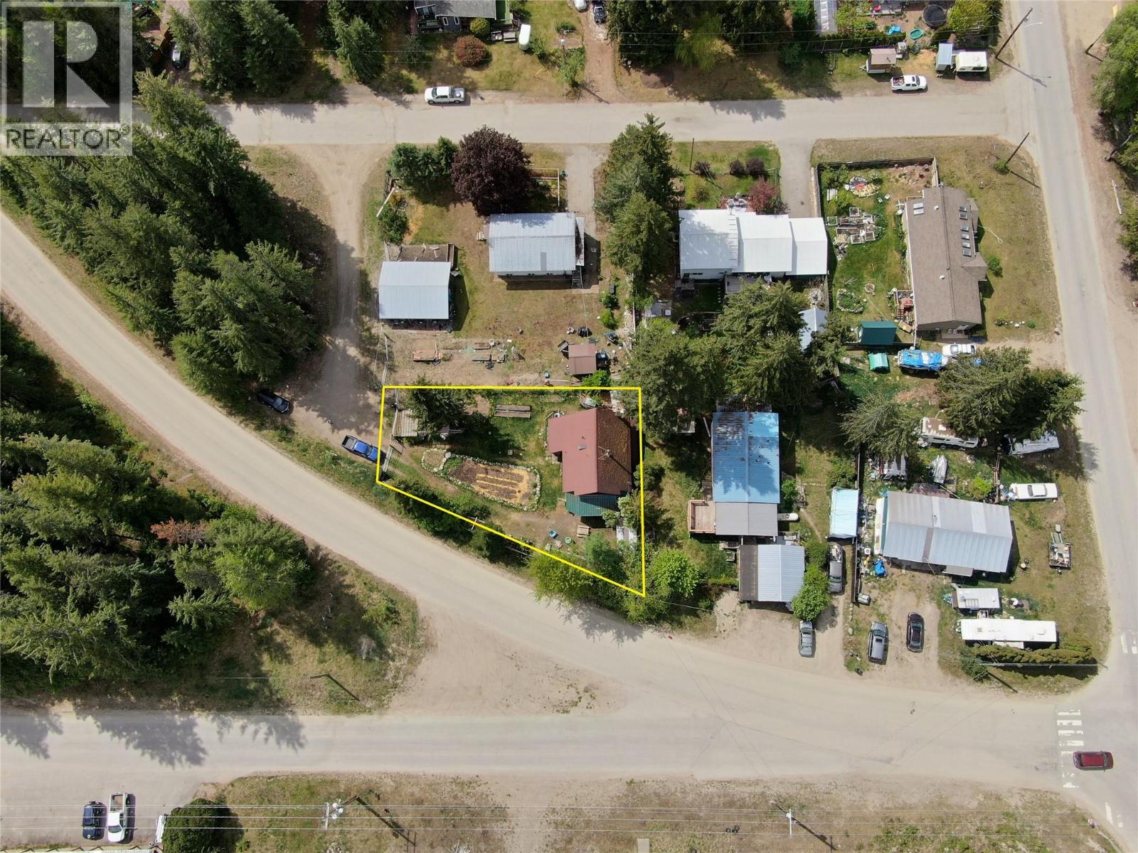 1013 Slocan Street, Slocan, British Columbia  V1L 2C0 - Photo 24 - 10392565