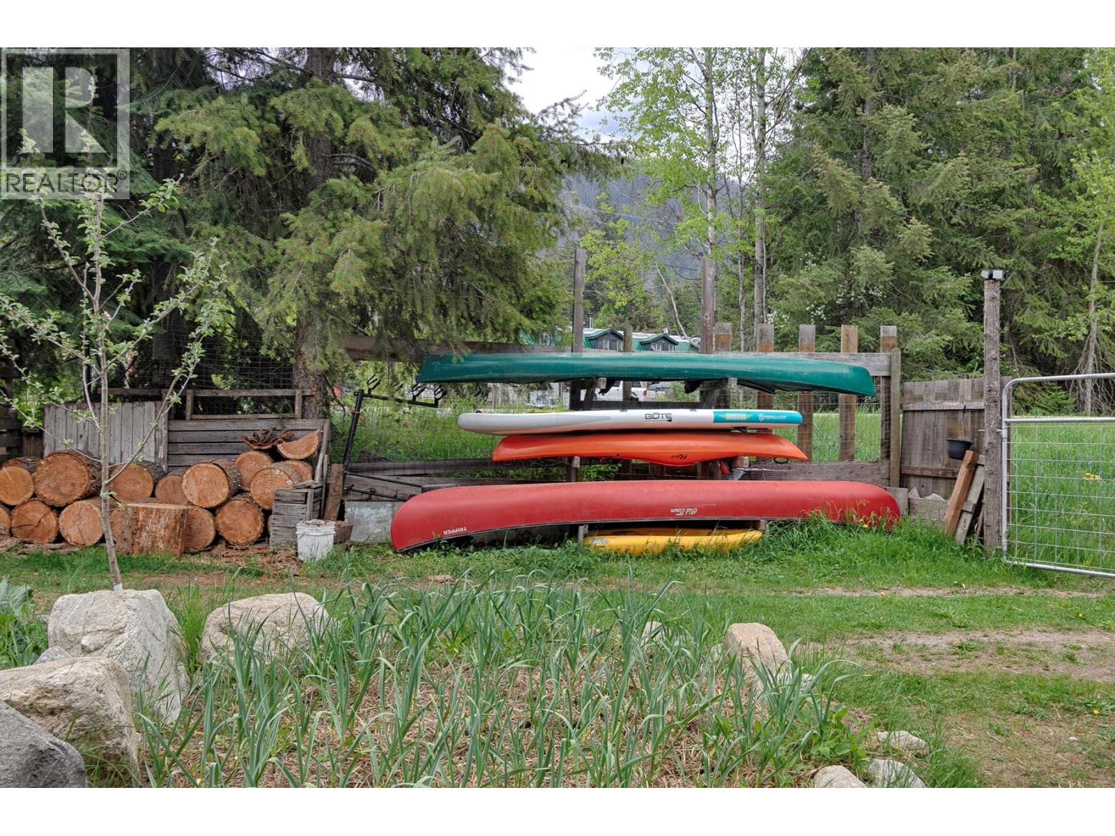 1013 Slocan Street, Slocan, British Columbia  V1L 2C0 - Photo 27 - 10392565