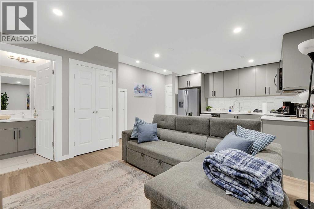 125 Edith Gate Nw, Calgary, Alberta  T3R 1Z2 - Photo 24 - A2321455